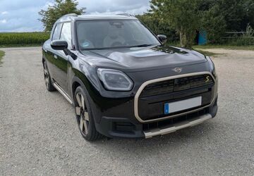 Mini Countryman SE (Cooper) 25.000 km 36.900 &euro; Hollenbach 86568