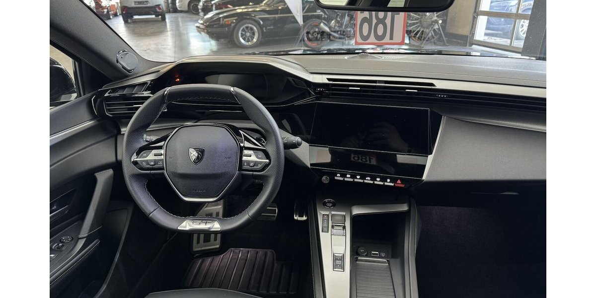 Peugeot 408 GT 225 Plug in Hybrid Massage 360° Cam 34.882 km 26.990 &euro; Lich 35423