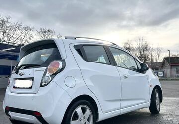 Chevrolet Spark 119.000 km 3.650 &euro; Wiesbaden 65203