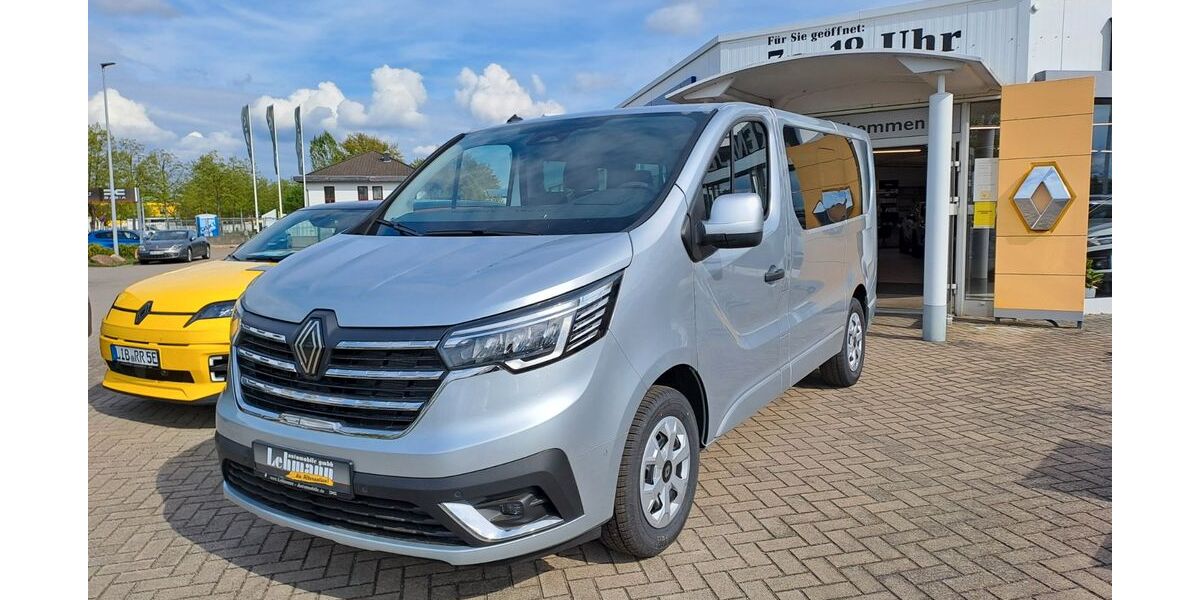 Renault Trafic 8.000 km 45.990 &euro; Elsterwerda 04910