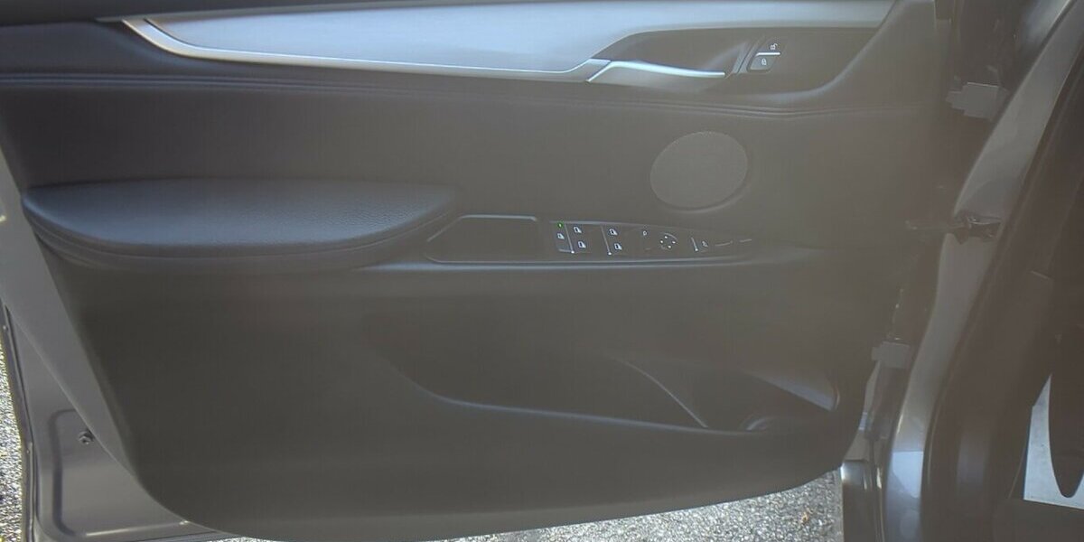 BMW X5 xDrive 30 d *M-Paket, shadow* 114.000 km 32.880 &euro; Bad Tölz 83646