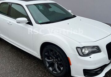 Chrysler 300C 82.000 km 37.500 &euro; Forst 76694