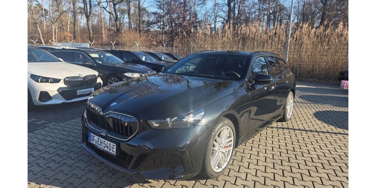 BMW i5 5.000 km 84.999 &euro; Hainburg 63512