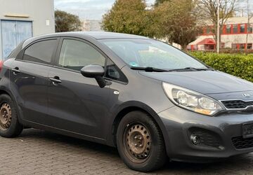Kia Rio 202.166 km 3.990 &euro; Alsdorf 52477