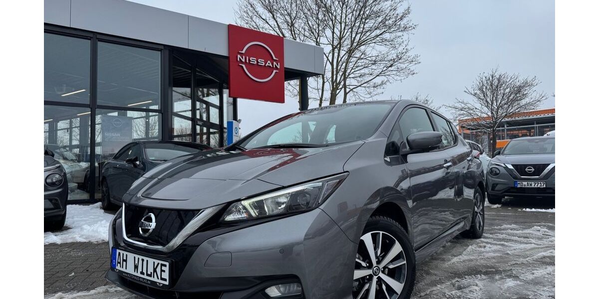 Nissan Leaf 55.183 km 13.190 &euro; Magdeburg 39120