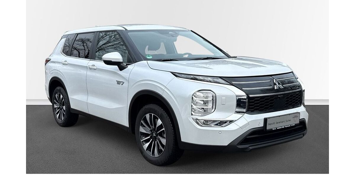 Mitsubishi Outlander 3.811 km 44.240 &euro; Hoyerswerda 02977