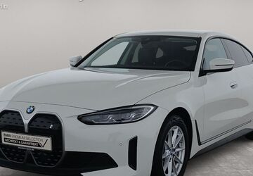 BMW i4 33.767 km 36.400 &euro; Berlin 14057