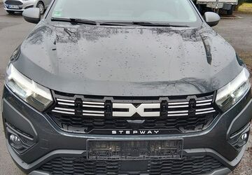 Dacia Sandero 31.000 km 16.700 &euro; Marienheide 51709