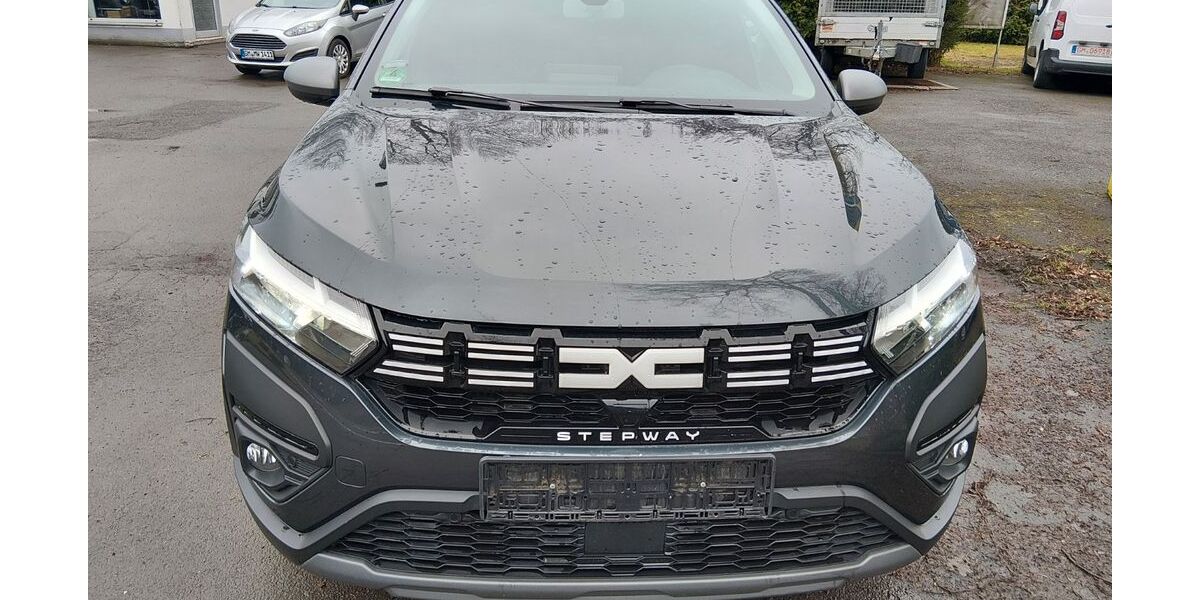 Dacia Sandero 31.000 km 16.700 &euro; Marienheide 51709