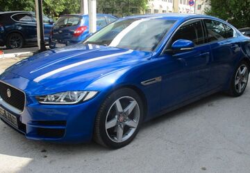 Jaguar XE 154.000 km 8.990 &euro; Krailling bei München 82152