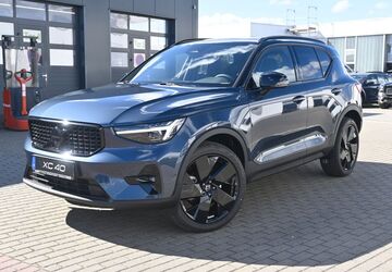 Volvo XC40 13.840 km 42.990 &euro; Jüterbog 14913