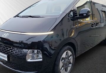 Hyundai STARIA 8.320 km 44.330 &euro; Dresden / Radebeul 01445