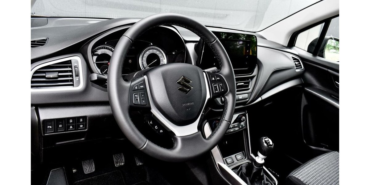 Suzuki S-Cross Comfort 1.4l M/T Hybrid 29.450 km 19.700 &euro; Höchberg-Würzburg 97204