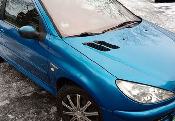 Peugeot 206 273.000 km 750 &euro; Berlin - Schöneberg 10781
