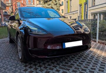 Tesla Model Y 33.500 km 40.000 &euro; Leipzig 04315