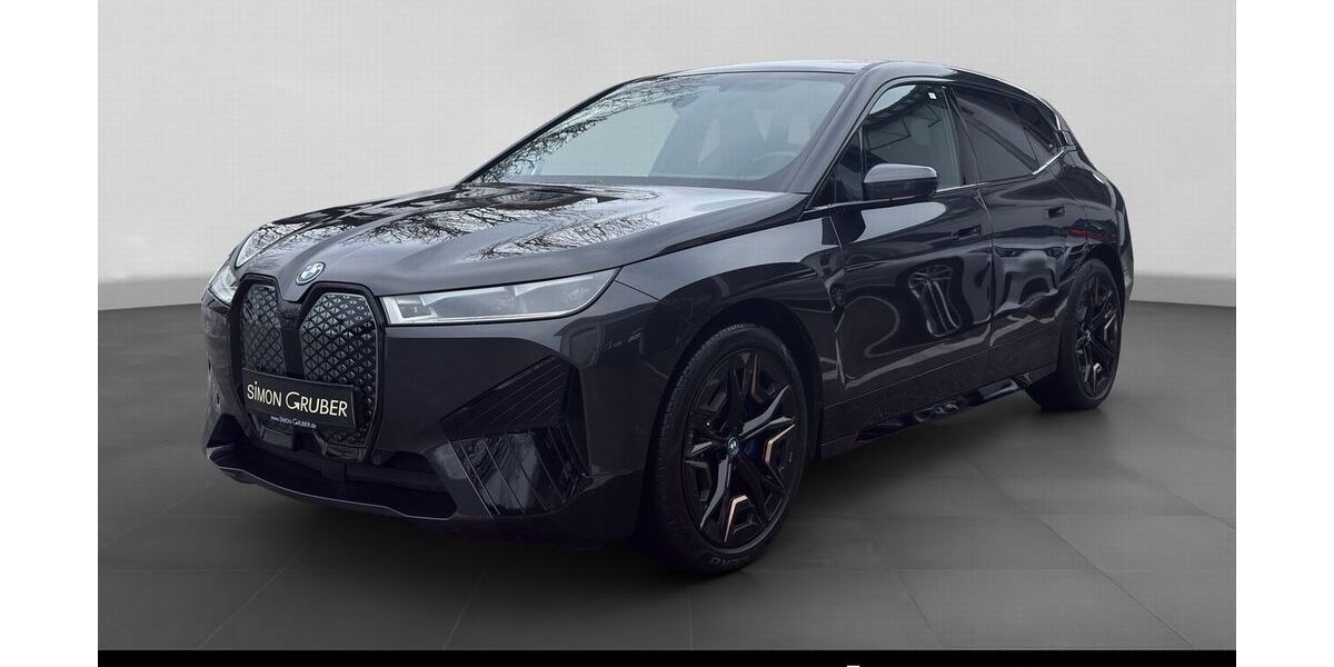 BMW iX 31.242 km 58.900 &euro; Landsham 85652