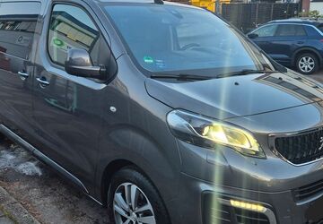 Peugeot Traveller 91.000 km 26.999 &euro; Hamburg 22415