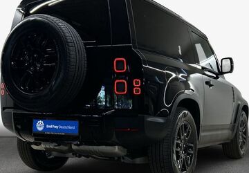 Land Rover Defender 3.100 km 74.996 &euro; München 80809