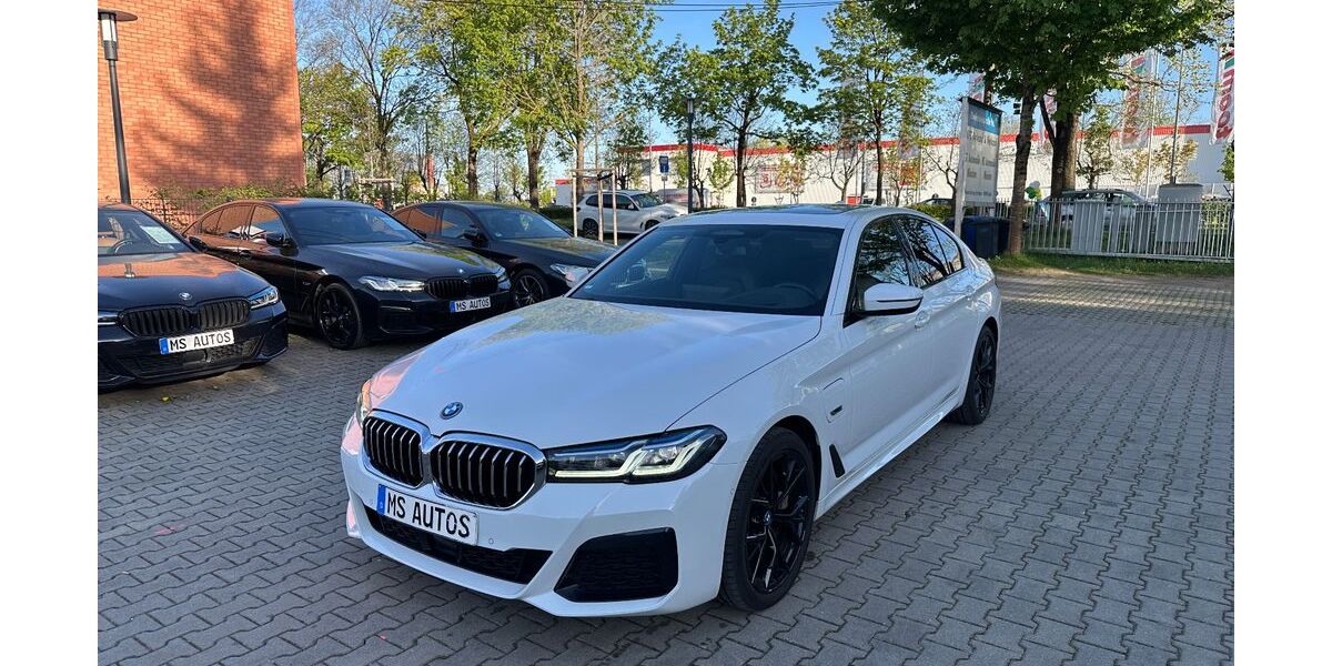 BMW 545 77.000 km 46.749 &euro; München 81243