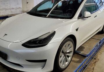 Tesla Model 3 41.057 km 24.900 &euro; Hennef 53773