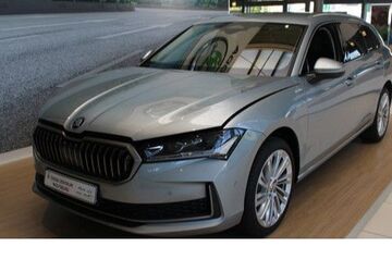 Skoda Superb 23.000 km 43.790 &euro; Wolfsburg 38440