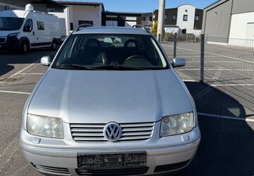 VW Bora 271.000 km 1.990 &euro; Schwandorf 92421