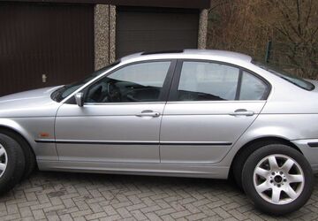 BMW 323 200.000 km 4.800 &euro; Dortmund 44267