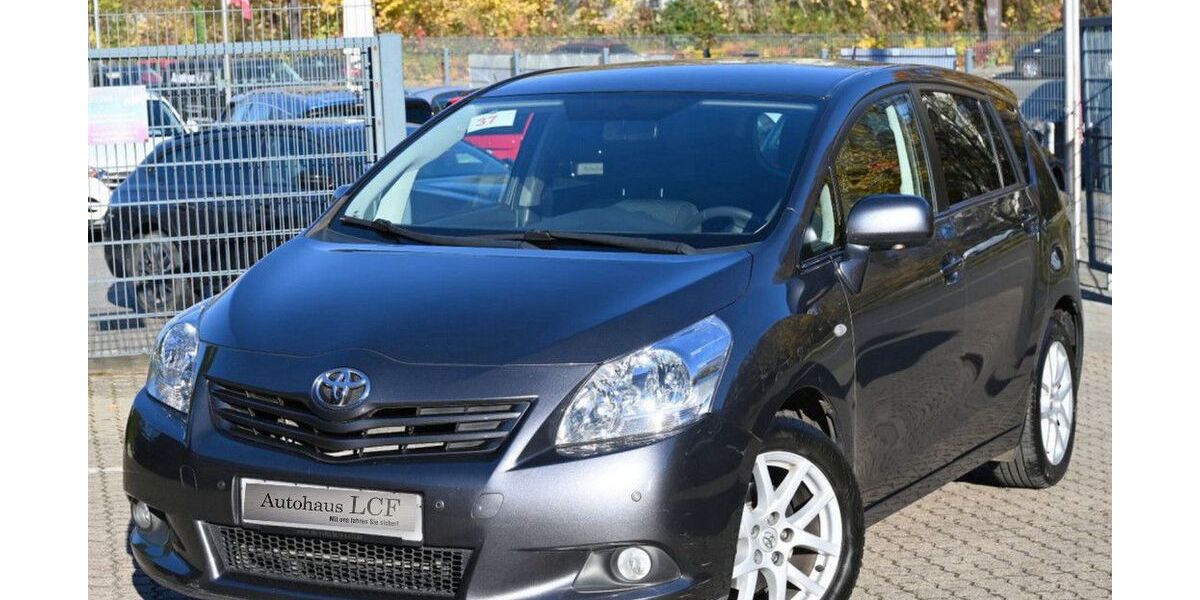 Toyota Verso 119.298 km 9.490 &euro; Laatzen 30880