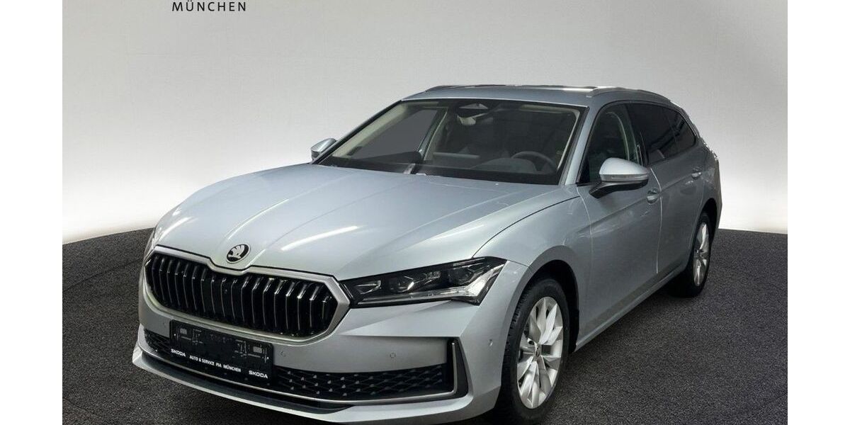 Skoda Superb 6.500 km 46.960 &euro; München 80687