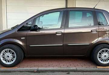 Lancia MUSA 129.600 km 4.500 &euro; Bad Liebenzell 75378