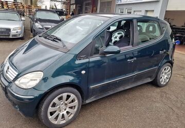 Mercedes-Benz A 190 156.065 km 600 &euro; Tübingen-Bühl 72072