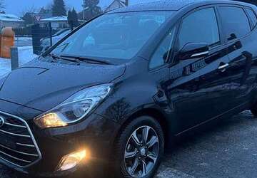 Hyundai iX20 76.076 km 8.490 &euro; Berlin 12353
