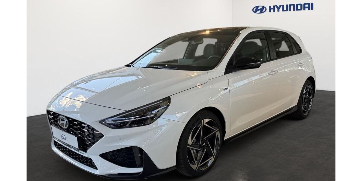 Hyundai i30 3.000 km 30.995 &euro; Laubach 35321