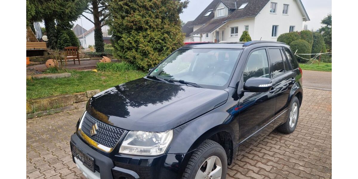Suzuki Grand Vitara 172.000 km 5.500 &euro; Langenbrettach 74243