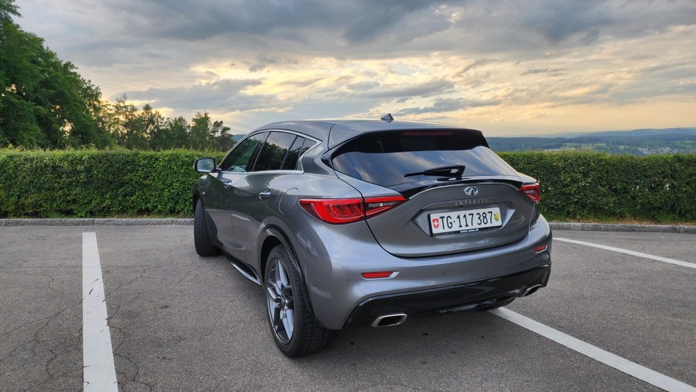 INFINITI Q30 145.100 km 10.990 &euro; Steckborn 