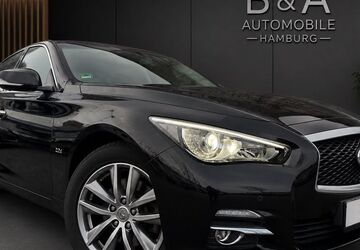 INFINITI Q50 143.000 km 13.990 &euro; Hamburg 21079