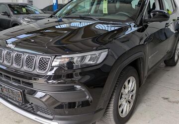 Jeep Compass 21.026 km 21.985 &euro; Uetersen bei Hamburg 25436