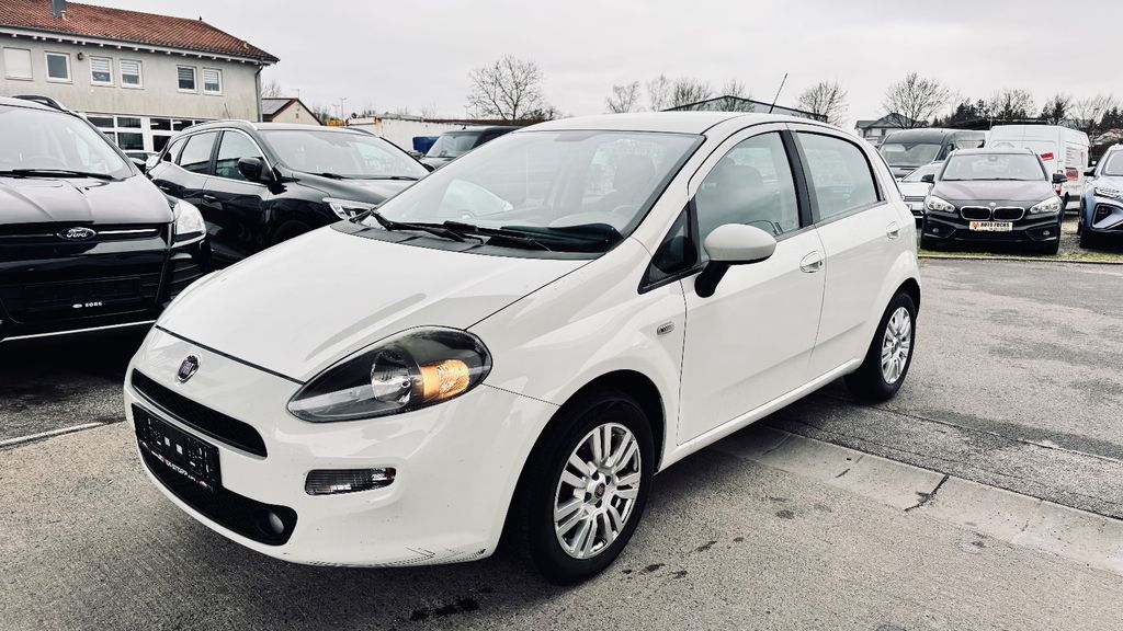 Fiat Punto 136.000 km 2.700 &euro; Knetzgau 97478