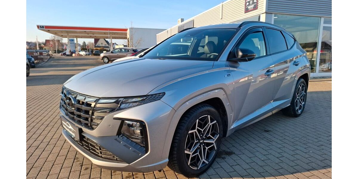 Hyundai TUCSON 22.122 km 29.990 &euro; Aschersleben 06449
