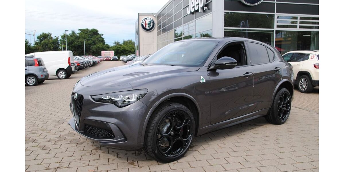 Alfa Romeo Stelvio 10 km 87.990 &euro; Würzburg 97076
