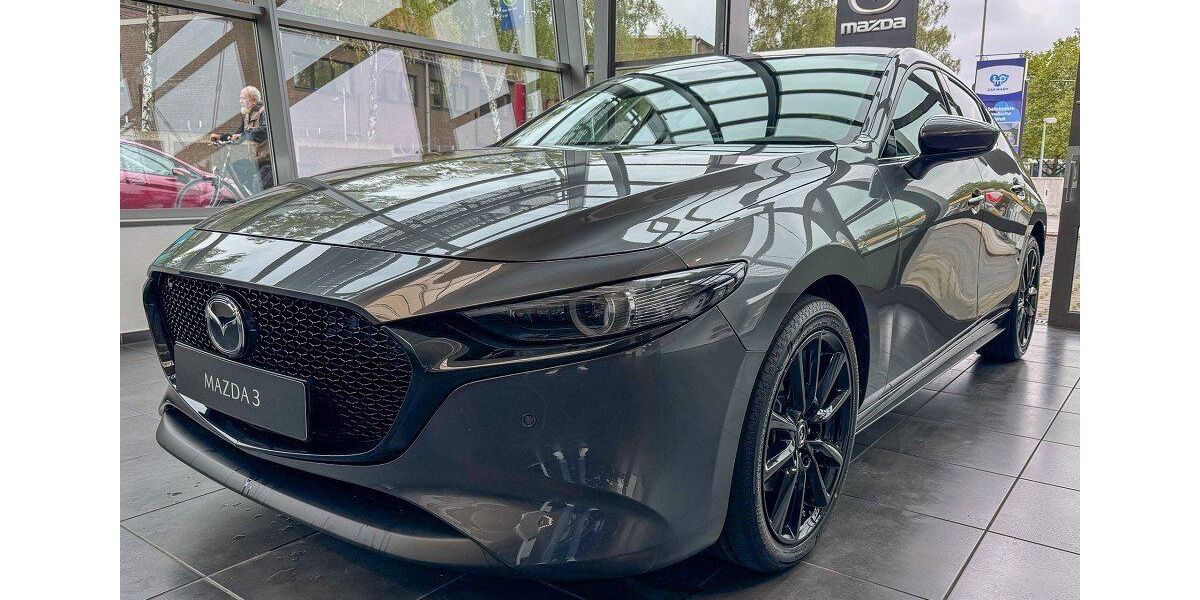 Mazda 3 8.490 km 29.990 &euro; Duisburg 47166