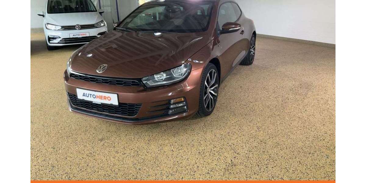 VW Scirocco 119.194 km 15.400 &euro; Köln 50739