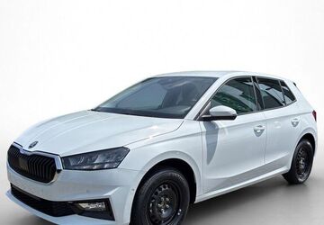 Skoda Fabia 1.999 km 22.990 &euro; Neu-Anspach 61267