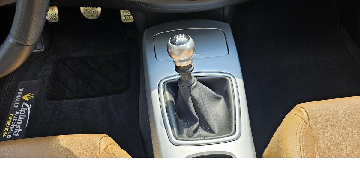 Renault Laguna Coupe + Navi + Leder + TÜV + Neu + 127.900 km 3.245 &euro; Schwalbach/Taunus 65824