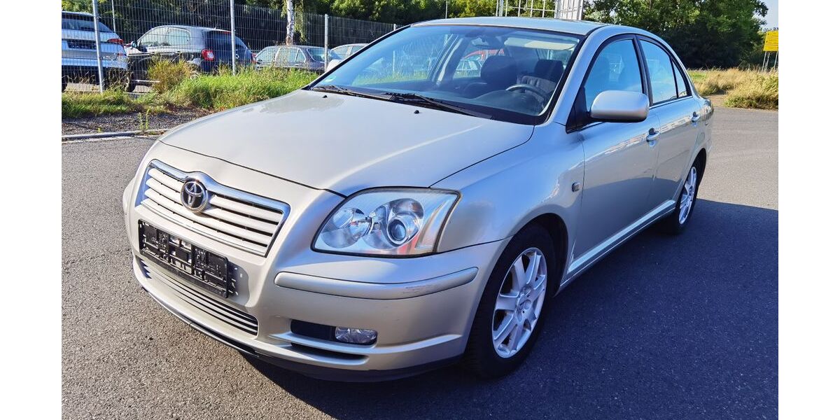 Toyota Avensis 91.200 km 3.900 &euro; Taucha 04425