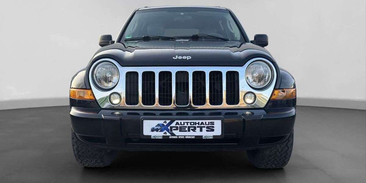 Jeep Cherokee 140.000 km 9.900 &euro; Wörrstadt 55286