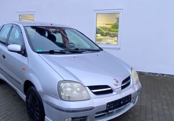 Nissan Almera Tino 250.000 km 1.650 &euro; Goslar 38644