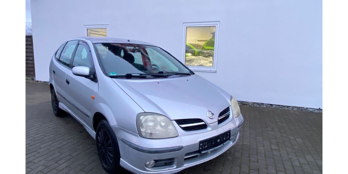 Nissan Almera Tino 250.000 km 1.650 &euro; Goslar 38644