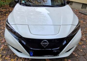 Nissan Leaf 33.228 km 13.900 &euro; München 81671