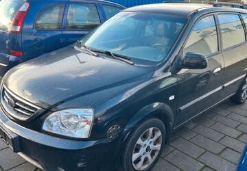 Kia Carens 144.000 km 999 &euro; Löwenberger Land OT Teschendorf 16775